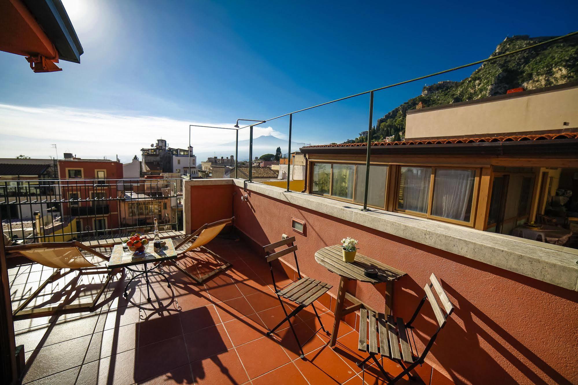 Apartamento Il Gelsomino Taormina Center Exterior foto