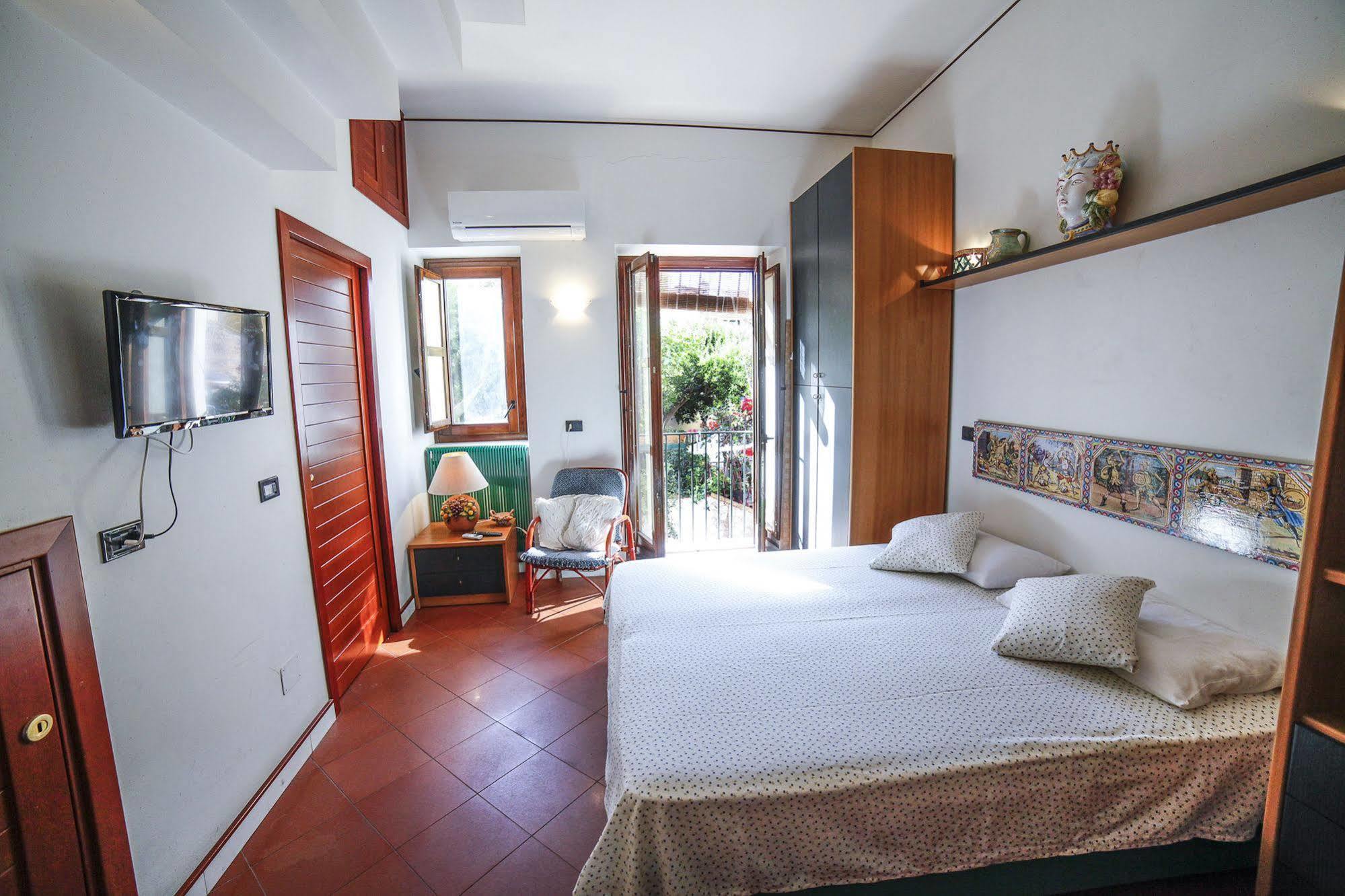 Apartamento Il Gelsomino Taormina Center Exterior foto