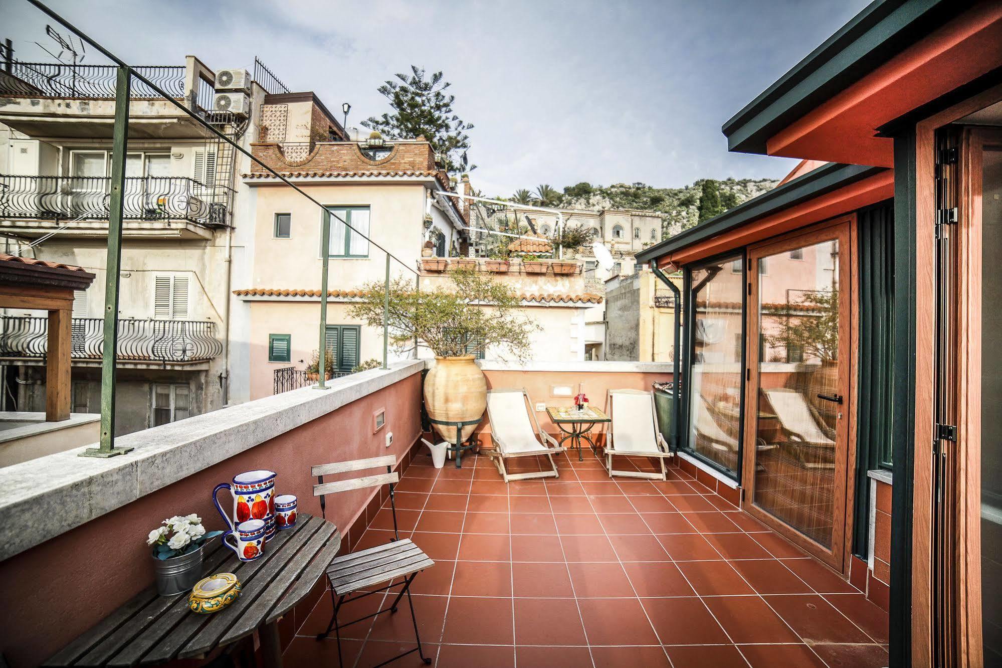 Apartamento Il Gelsomino Taormina Center Exterior foto
