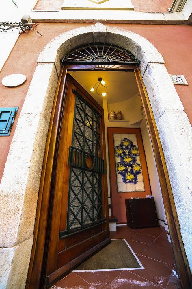 Apartamento Il Gelsomino Taormina Center Exterior foto